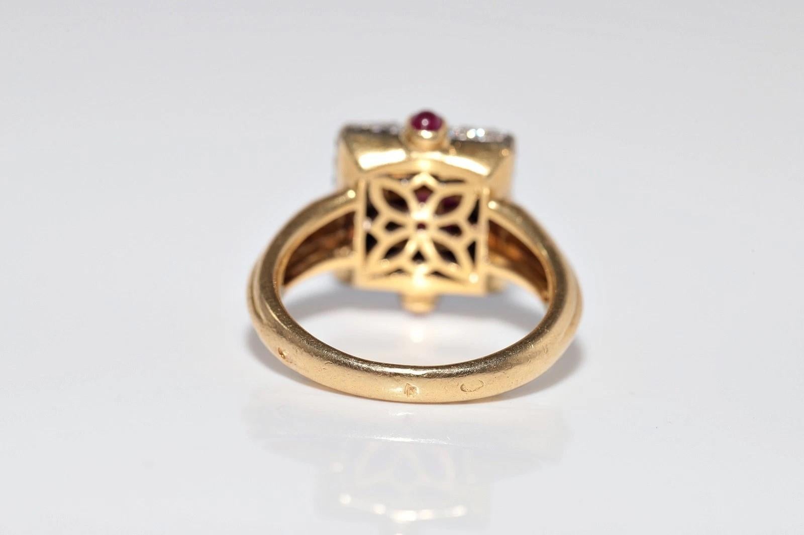 Anello in oro 18k con diamante naturale e rubino taglio baguette, vintage, degli anni '80 circa in vendita 6