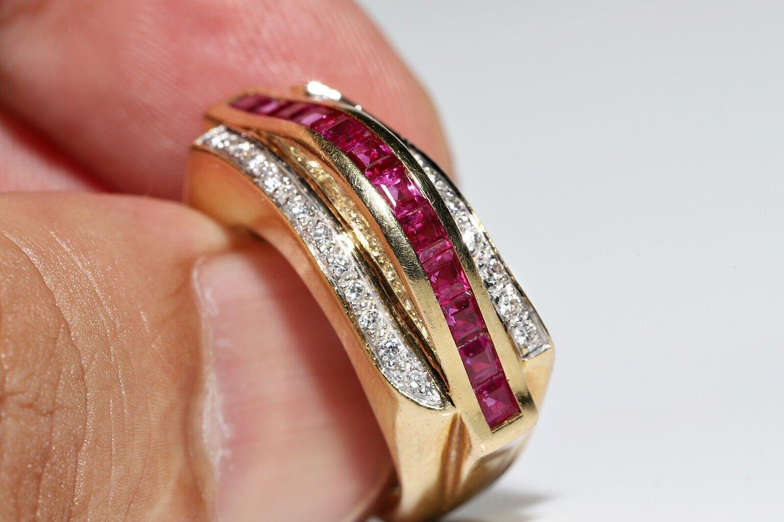 Vintage Circa 1980s 18k Gold Natural Diamond And Baguette Cut Ruby Tank Ring For Sale 4