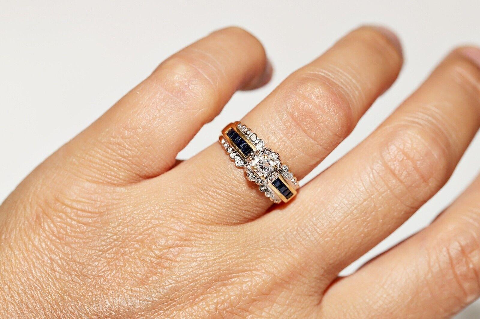 Vintage Circa 1980s 18k Gold Natural Diamond And Baguette Cut Sapphire Ring For Sale 7