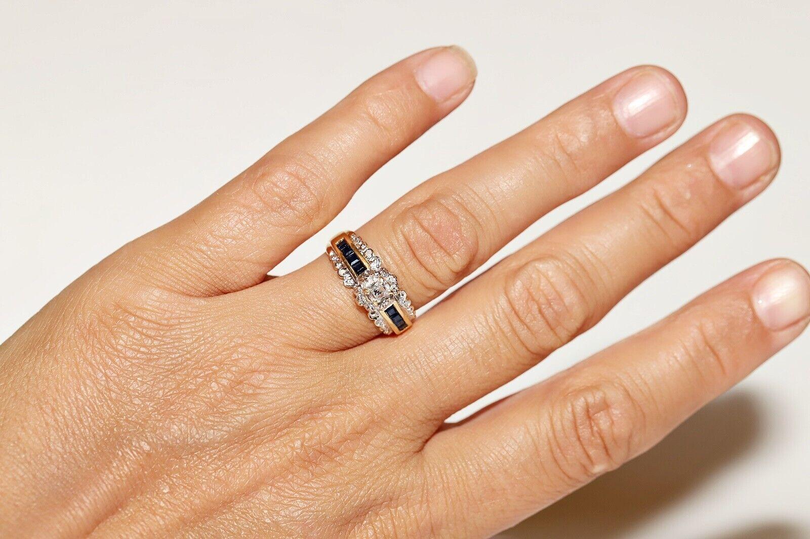 Vintage Circa 1980s 18k Gold Natural Diamond And Baguette Cut Sapphire Ring For Sale 8