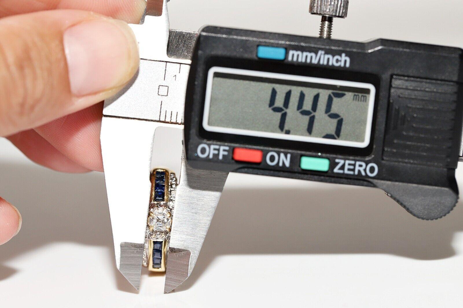 Vintage Circa 1980s 18k Gold Natural Diamond And Baguette Cut Sapphire Ring For Sale 1