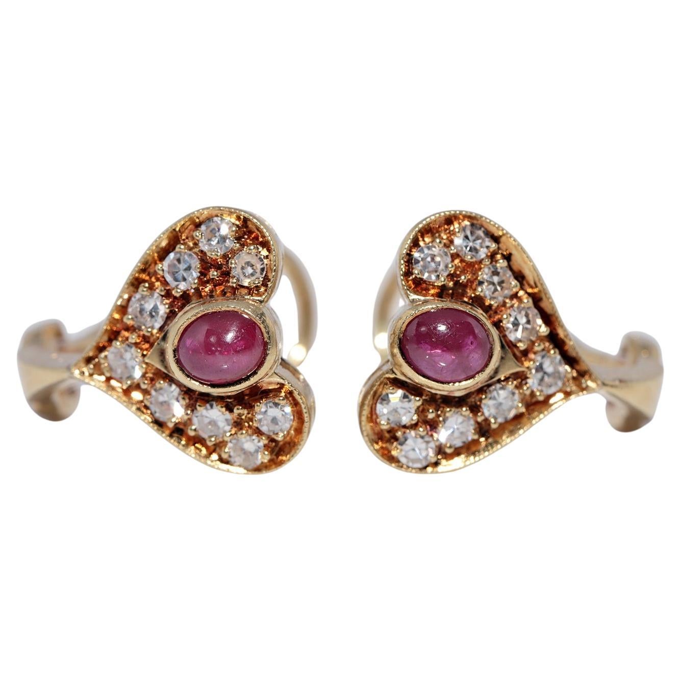 Vintage Circa 1980s 18k Gold Natural Diamond And Cabochon Cut Ruby Earring For Sale