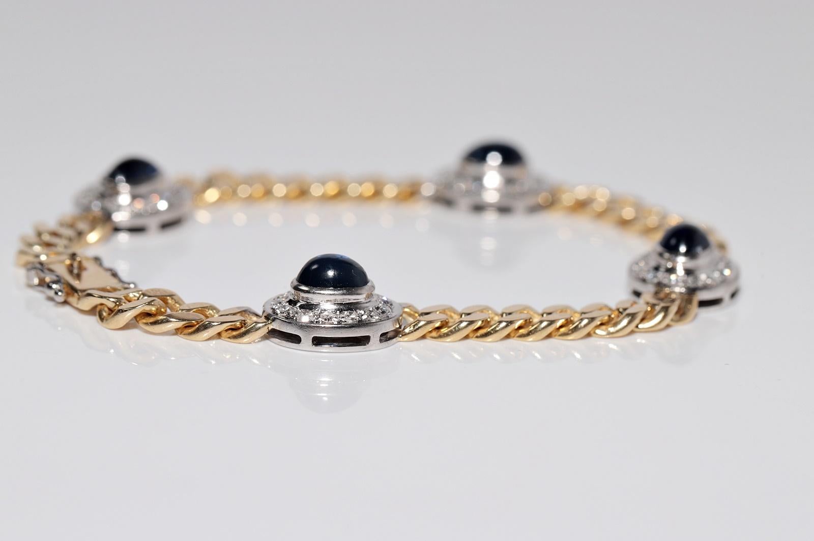 Vintage Circa 1980s 18k Gold Natural Diamond And Cabochon Cut Sapphire Bracelet For Sale 5