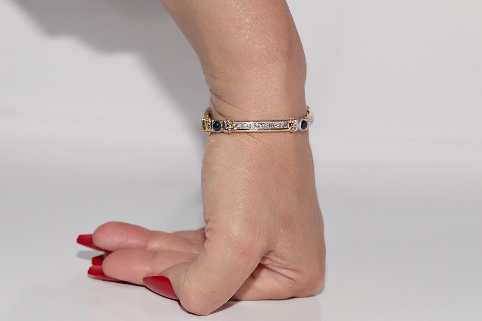 Vintage CIRCA 1980s 18k Gold Natürlicher Diamant und Cabochon-Schliff Saphir-Armband im Angebot 12