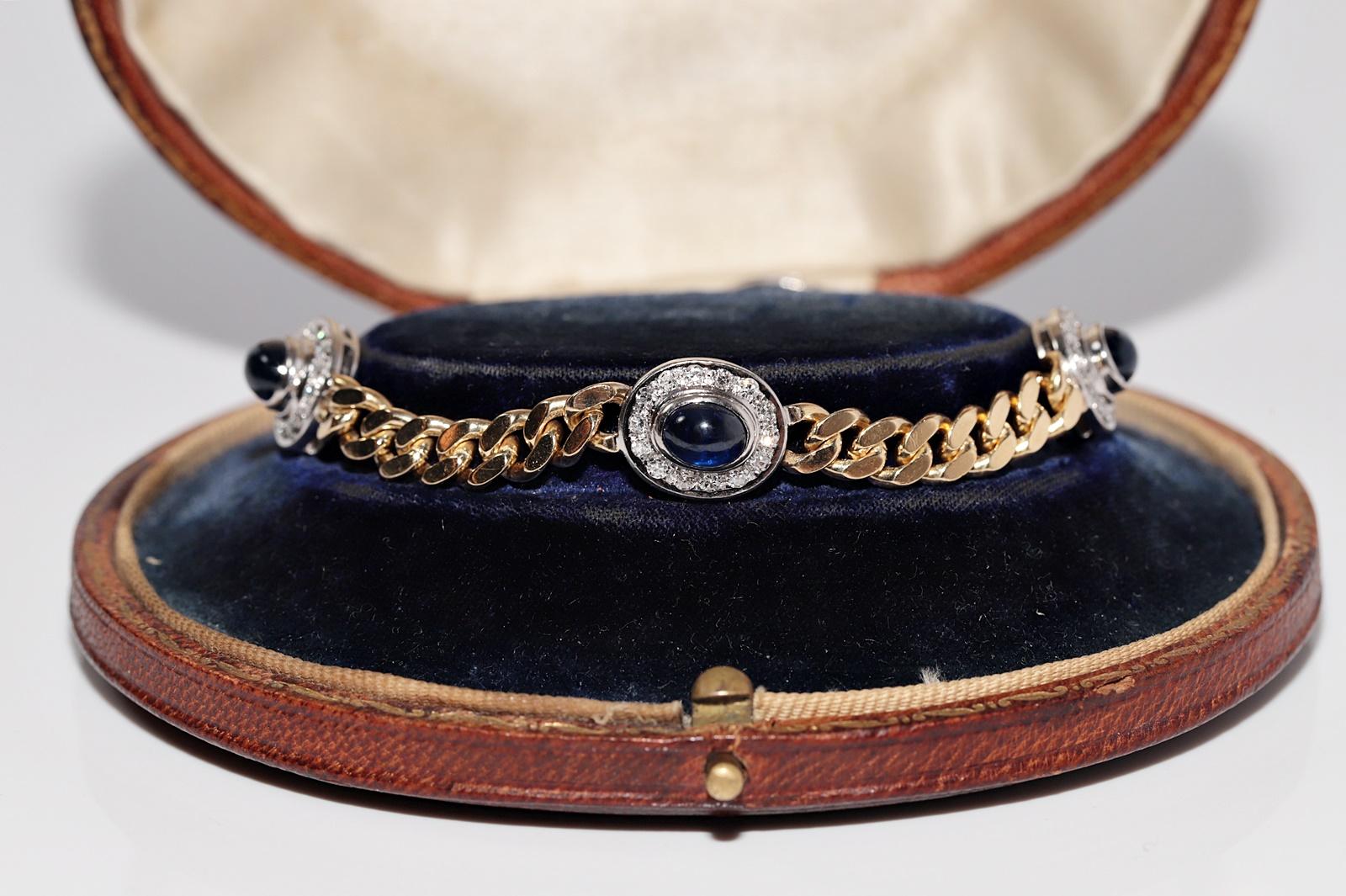 Vintage CIRCA 1980s 18k Gold Natürlicher Diamant und Cabochon-Schliff Saphir-Armband im Angebot 1