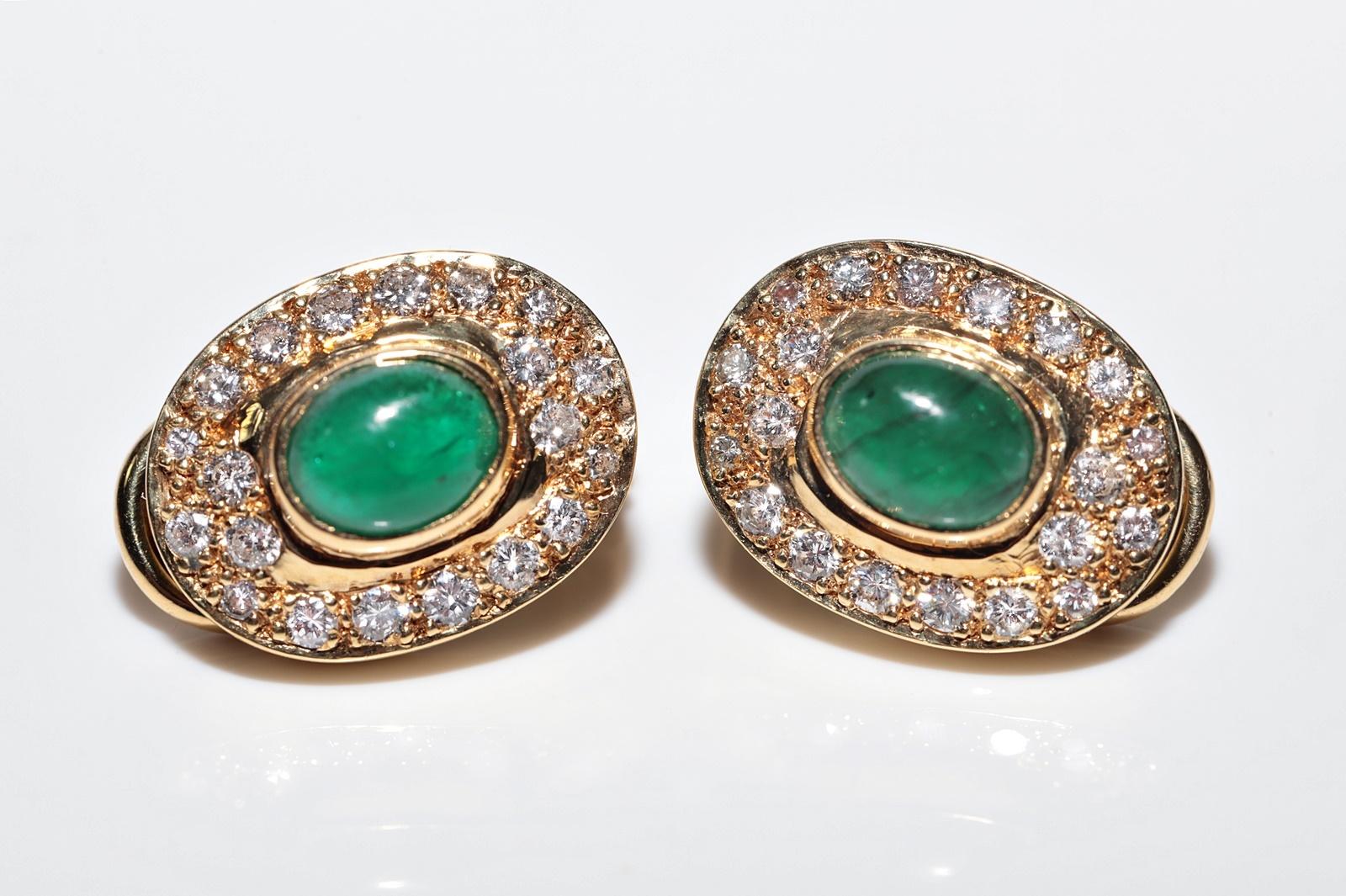 Vintage Circa 1980s 18k Gold Natural Diamond And Cabochon Emerald Earring For Sale 10