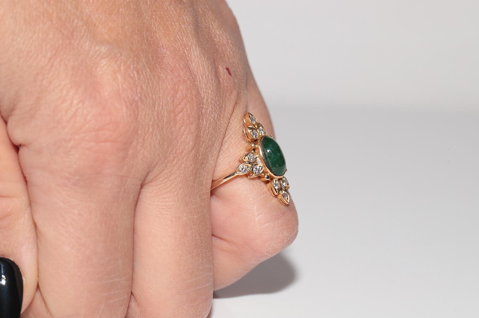 Vintage Circa 1980s 18k Gold Natural Diamond And Cabochon Emerald Navette Ring For Sale 11