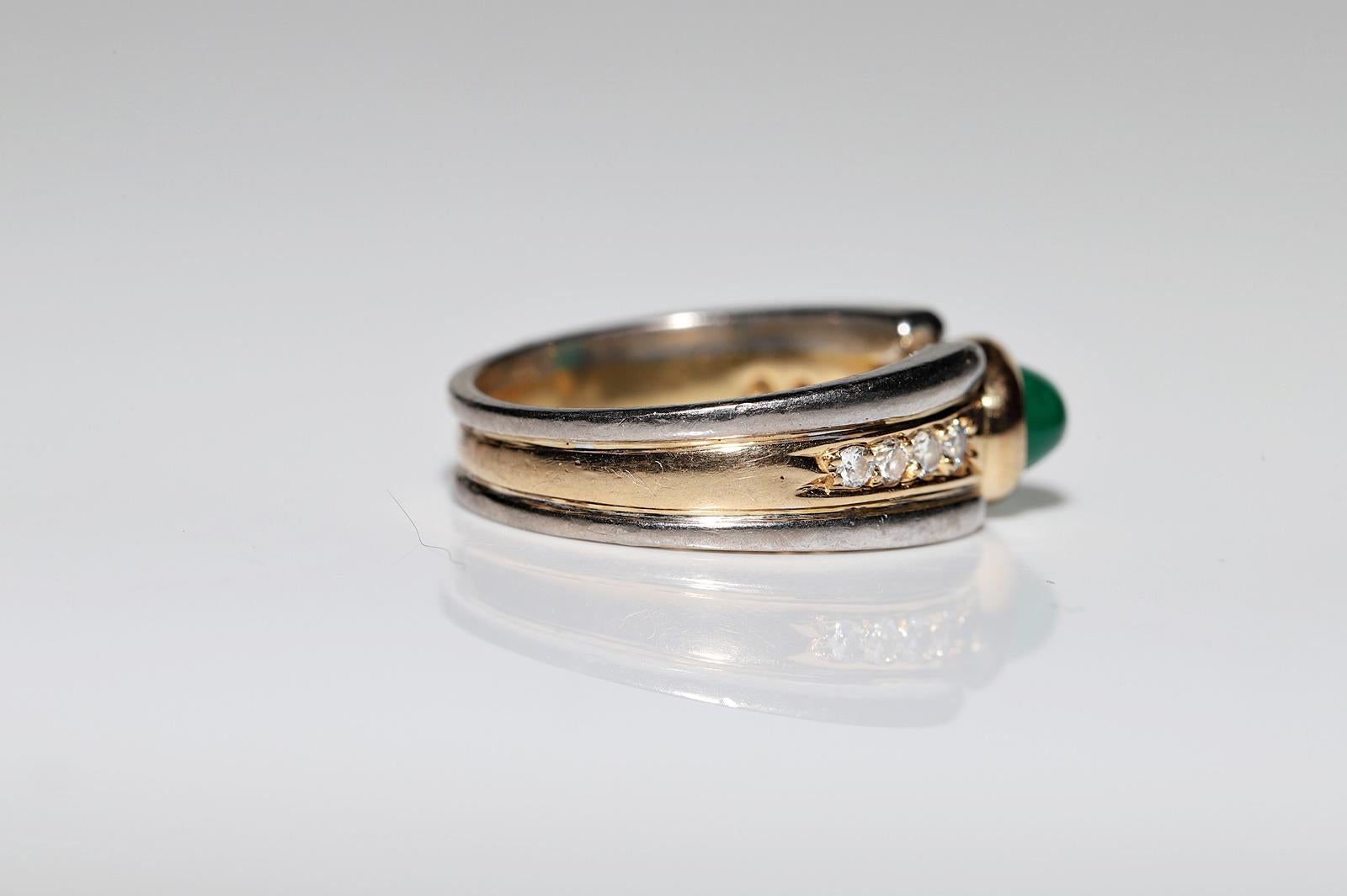 Vintage-Ring aus 18 Karat Gold mit natürlichem Diamant und Smaragd im Cabochonschliff, ca. 1980er Jahre im Angebot 1