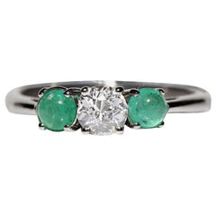 Vintage Circa 1980s 18k Gold Natural Diamond And Cabochon Emerald Ring