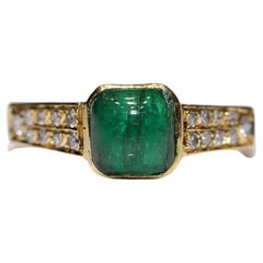 Vintage Circa 1980s 18k Gold Natural Diamond And Cabochon Emerald Ring 