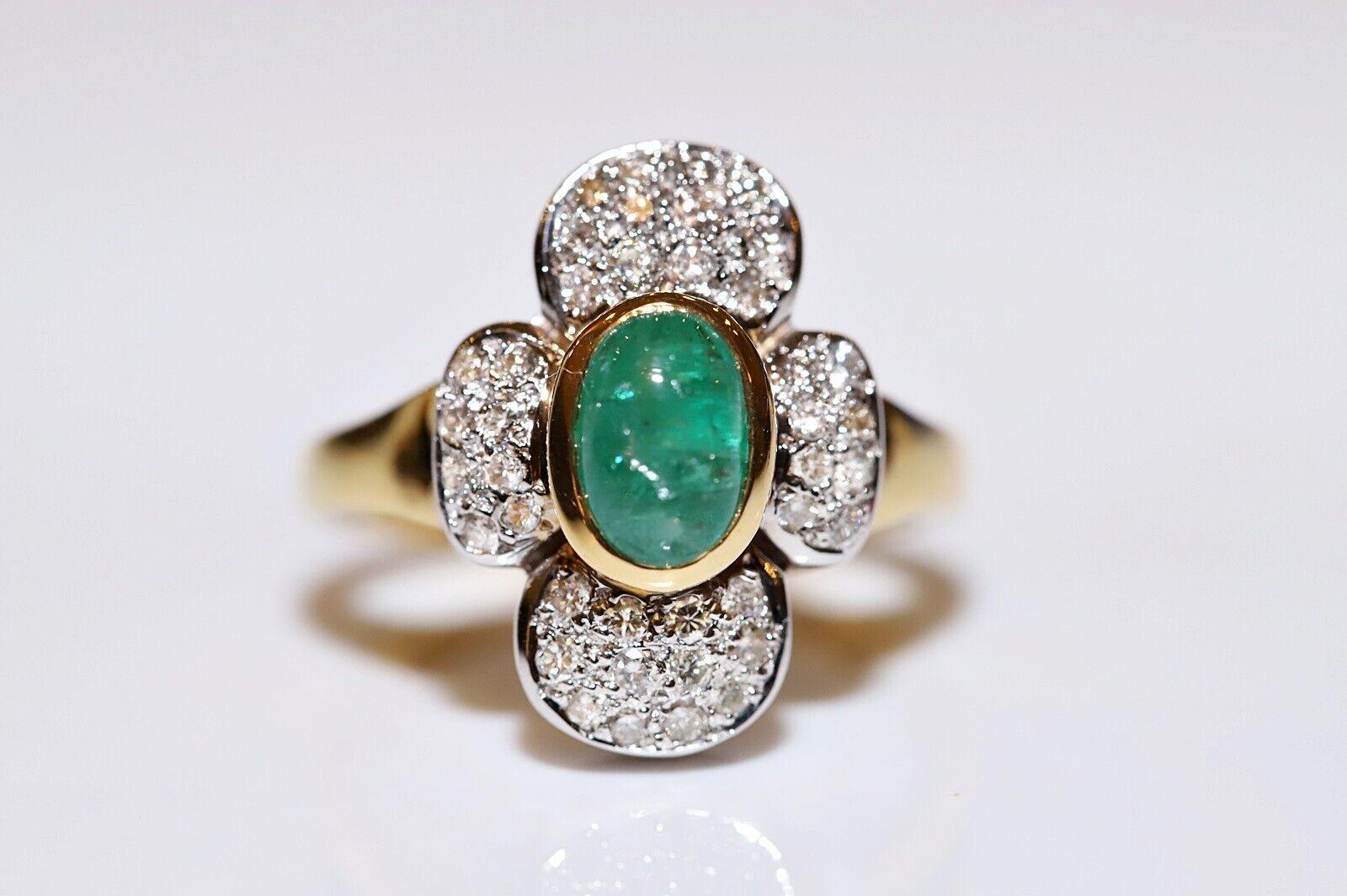 In very good condition.
Total weight is 9.3 grams.
Totally is diamond 0.40 carat..
The diamond  is has G-H-I color and vs-s1 clarity.
Totally is emerald about 1 carat.
Ring size is US 6.2 (We offer free resizing)
We can make any size.
Box is not