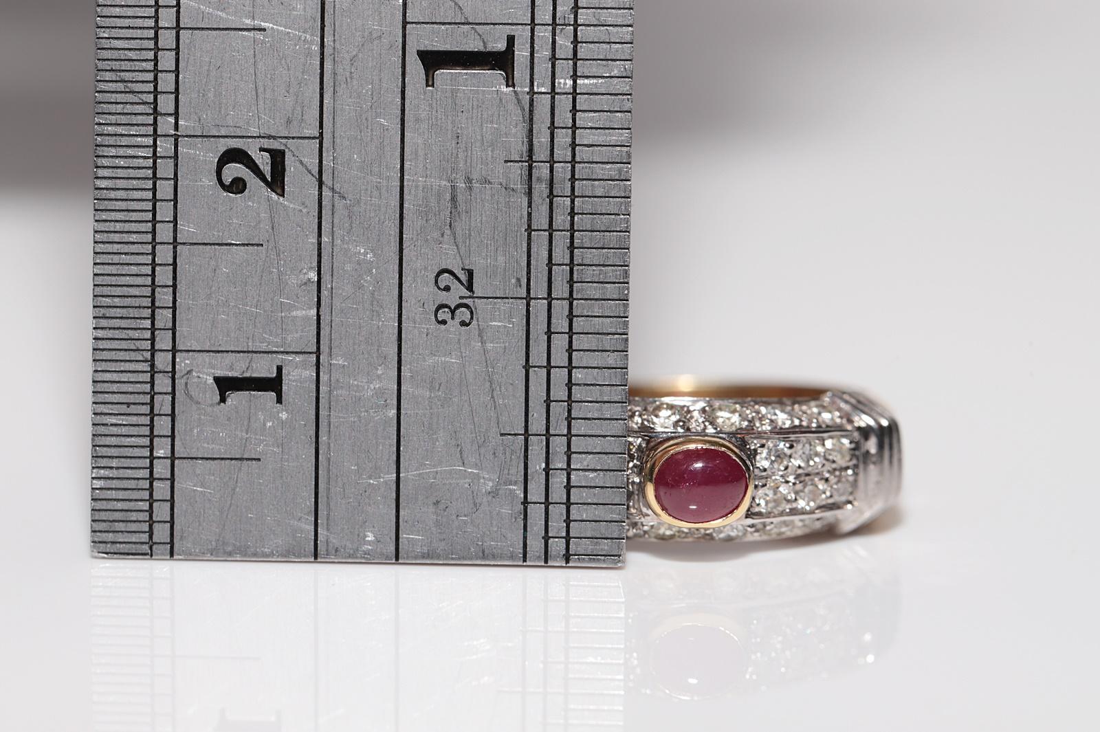 Vintage Circa 1980s 18k Gold Natural Diamond And Cabochon Ruby Decorated Ring For Sale 6
