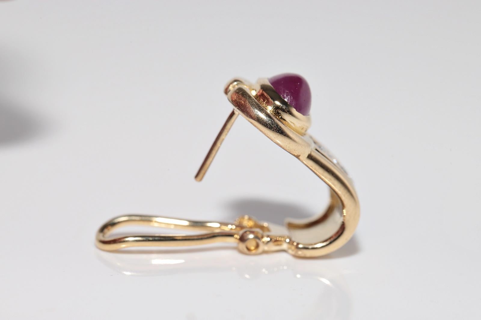 Vintage CIRCA 1980s 18k Gold Natürlicher Diamant und Cabochon Rubin Ohrring im Angebot 7
