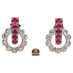 Retro Circa 1980s 18k Gold Natural Diamond And Cabochon Ruby Earring 