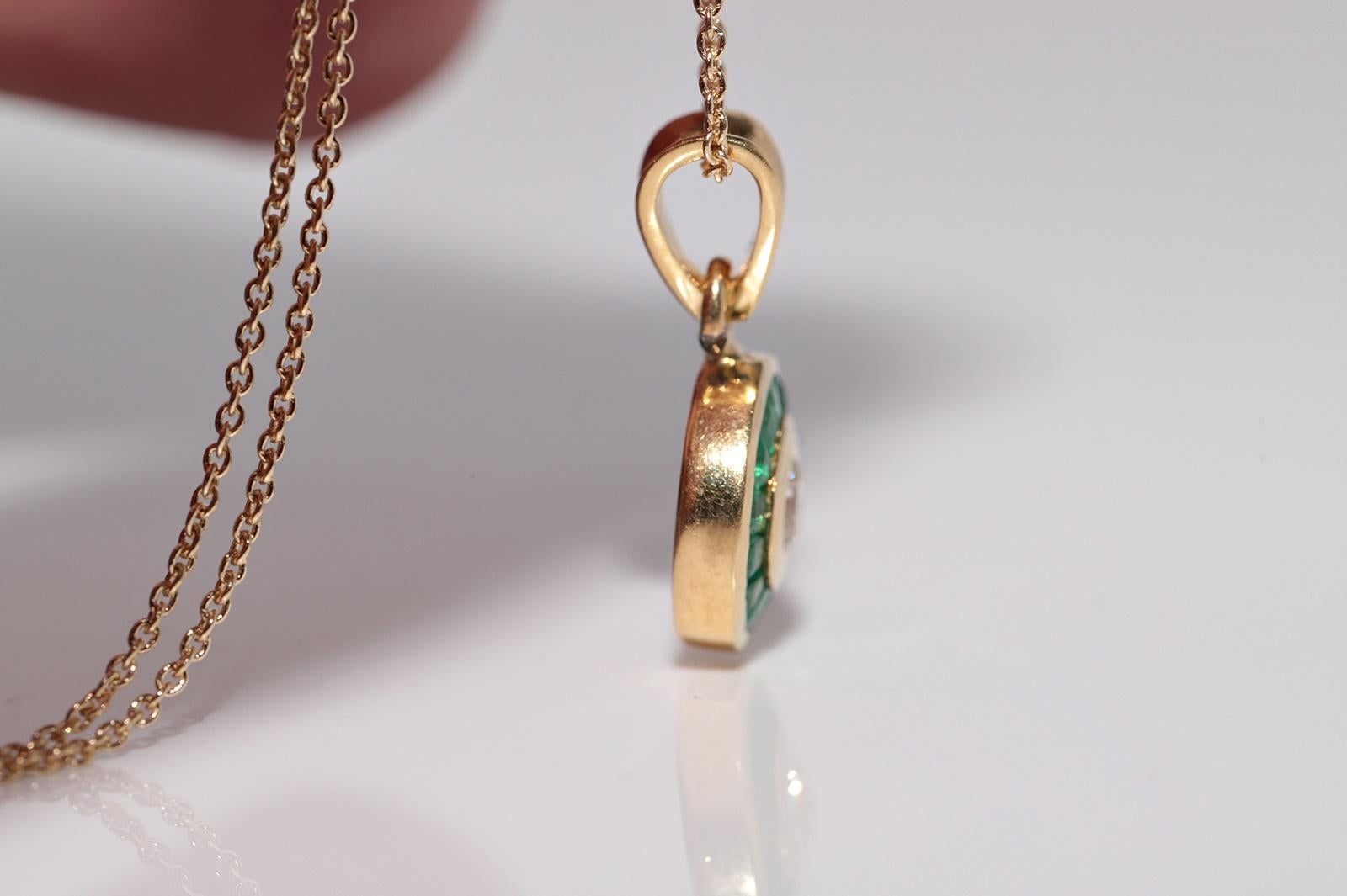 Halskette, Vintage, ca. 1980er Jahre, 18 Karat Gold, natürlicher Diamant und Smaragd im Kaliberschliff im Angebot 10