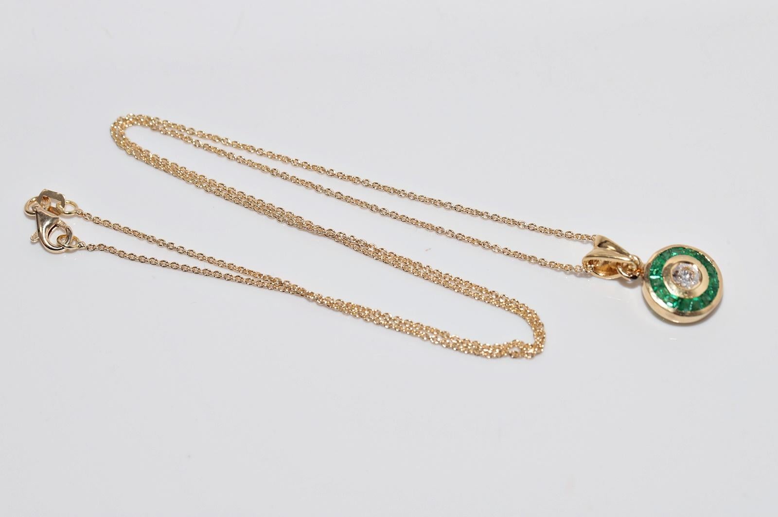 Halskette, Vintage, ca. 1980er Jahre, 18 Karat Gold, natürlicher Diamant und Smaragd im Kaliberschliff im Angebot 12