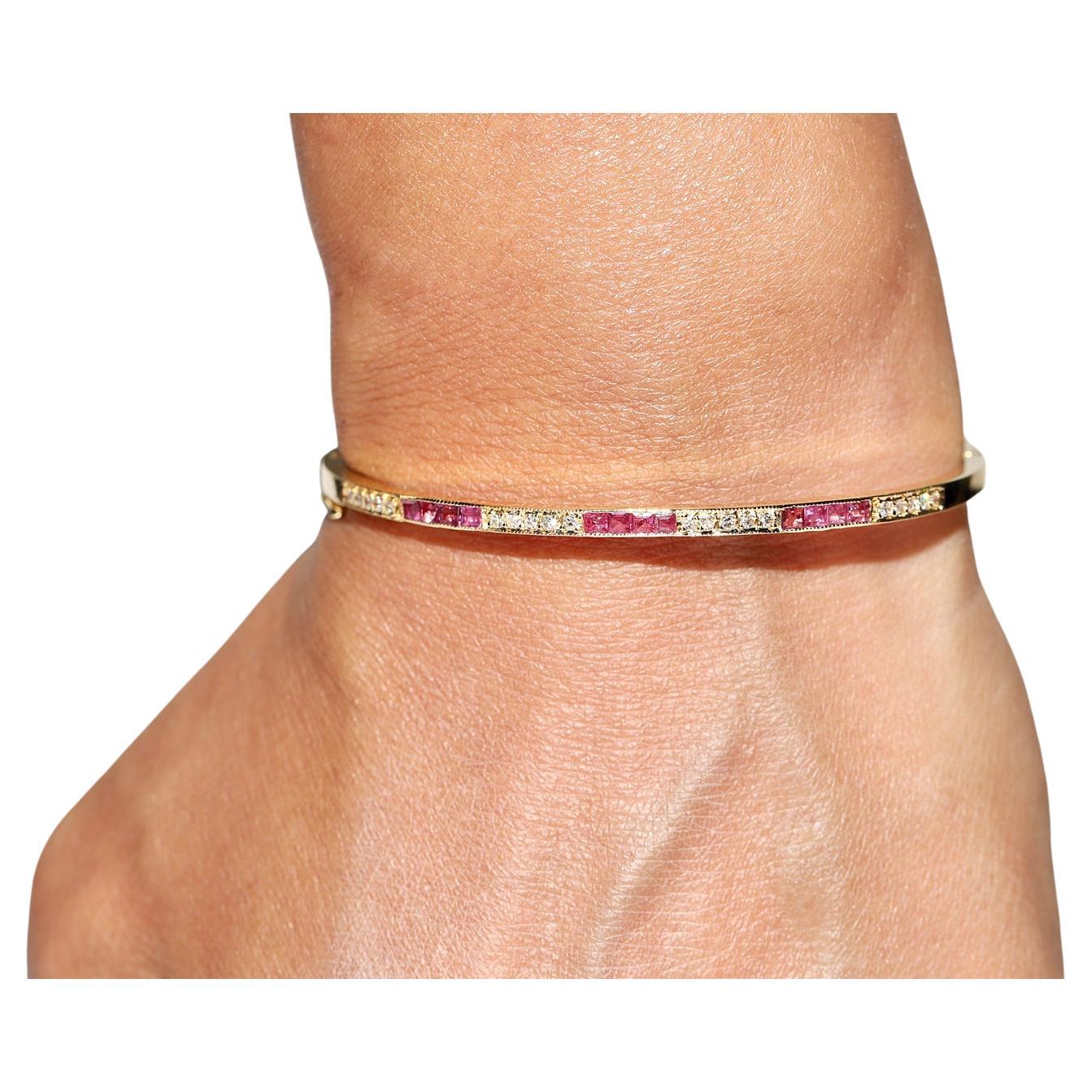 Vintage Circa 1980s 18k Gold Natural Diamond And Caliber Cut Ruby Bracelet