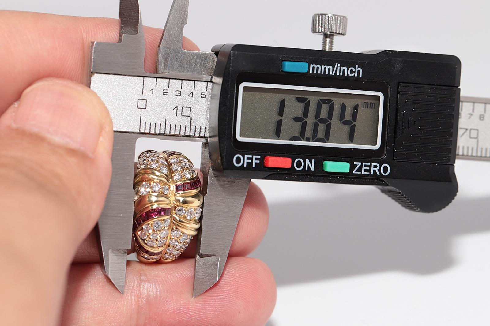 Dekorierter Vintage-Ring aus 18 Karat Gold mit natürlichem Diamanten und Rubin im Kaliberschliff, ca. 1980er Jahre im Angebot 6