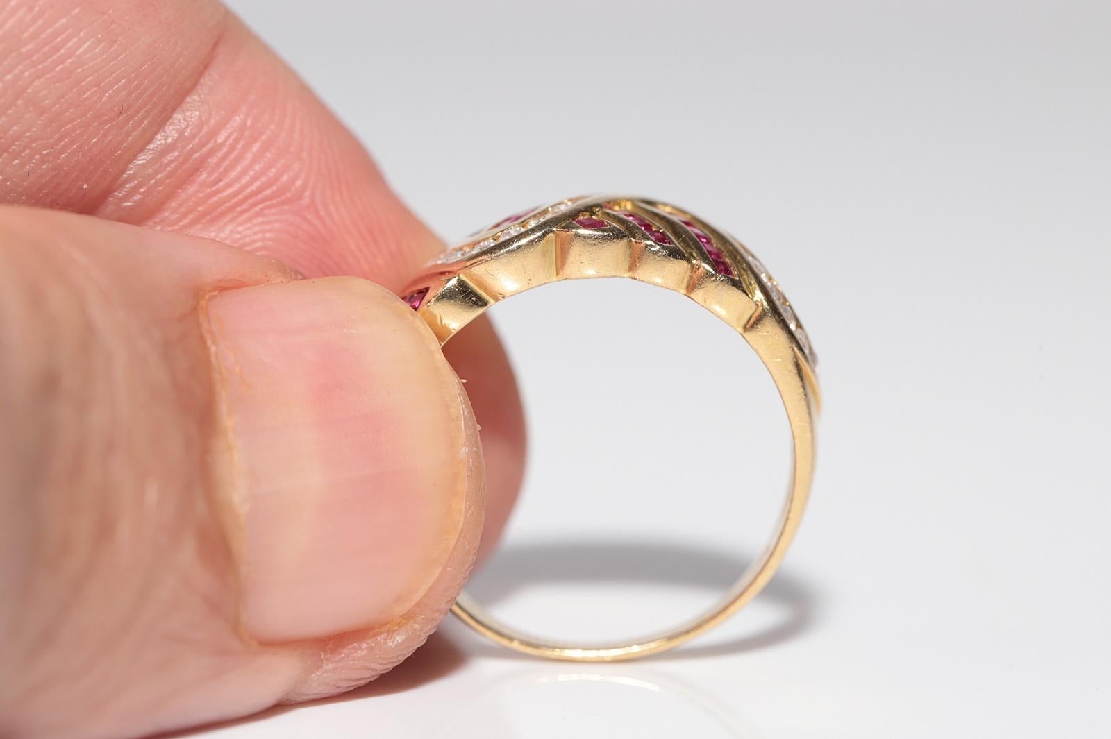 Anello in oro 18 carati con diamanti naturali e rubini taglio calibro, vintage, anni '80 circa in vendita 4