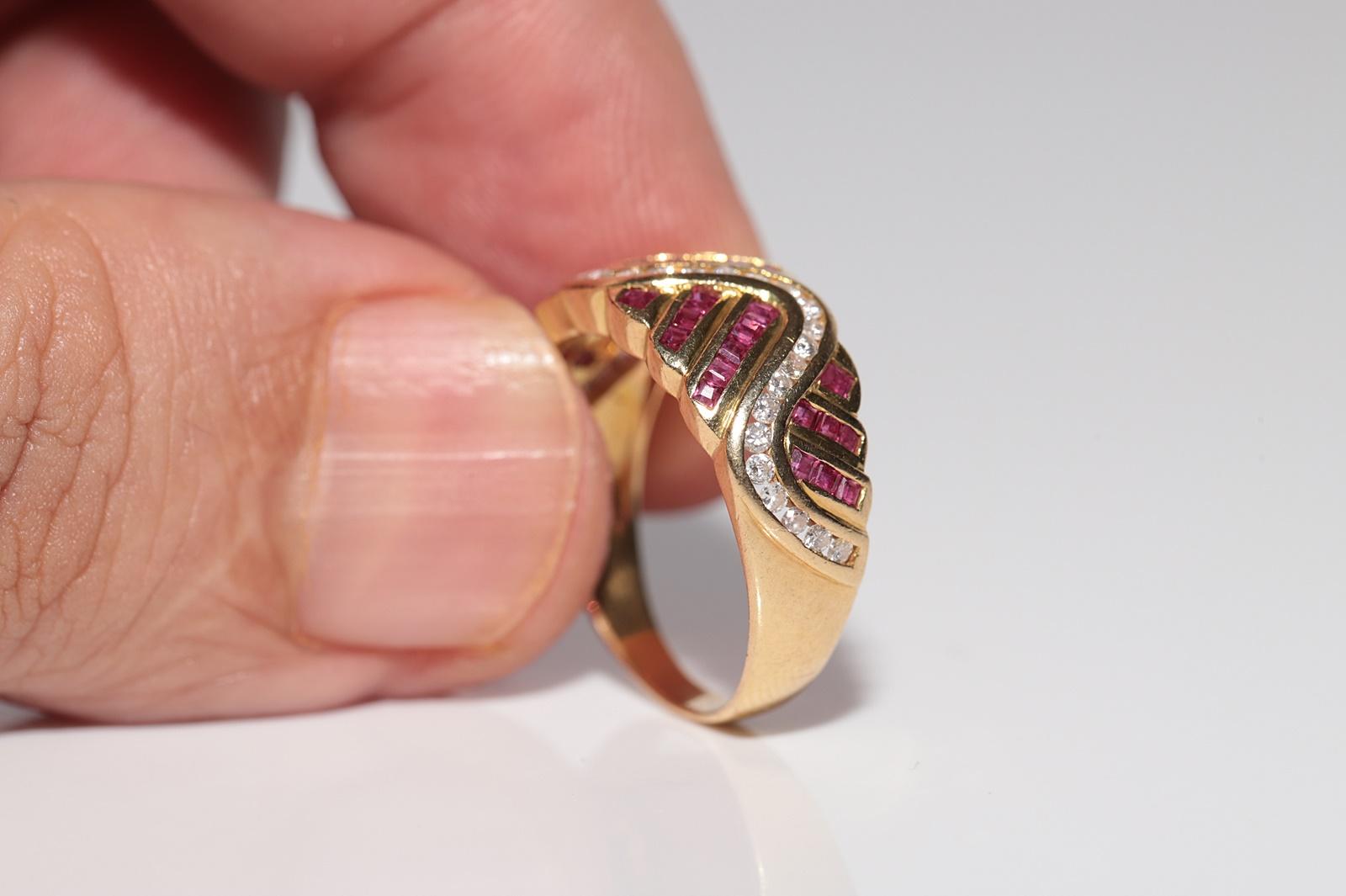 Anello in oro 18 carati con diamanti naturali e rubini taglio calibro, vintage, anni '80 circa in vendita 10