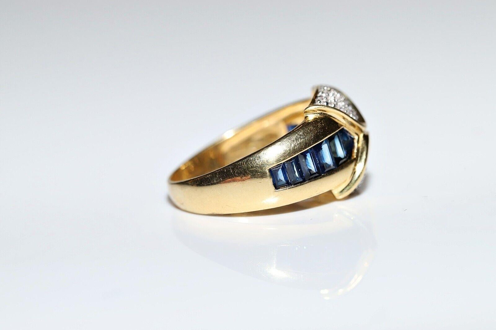 Women's Vintage Circa 1980s 18k Gold Natural Diamond And Caliber Cut Sapphire Ring For Sale