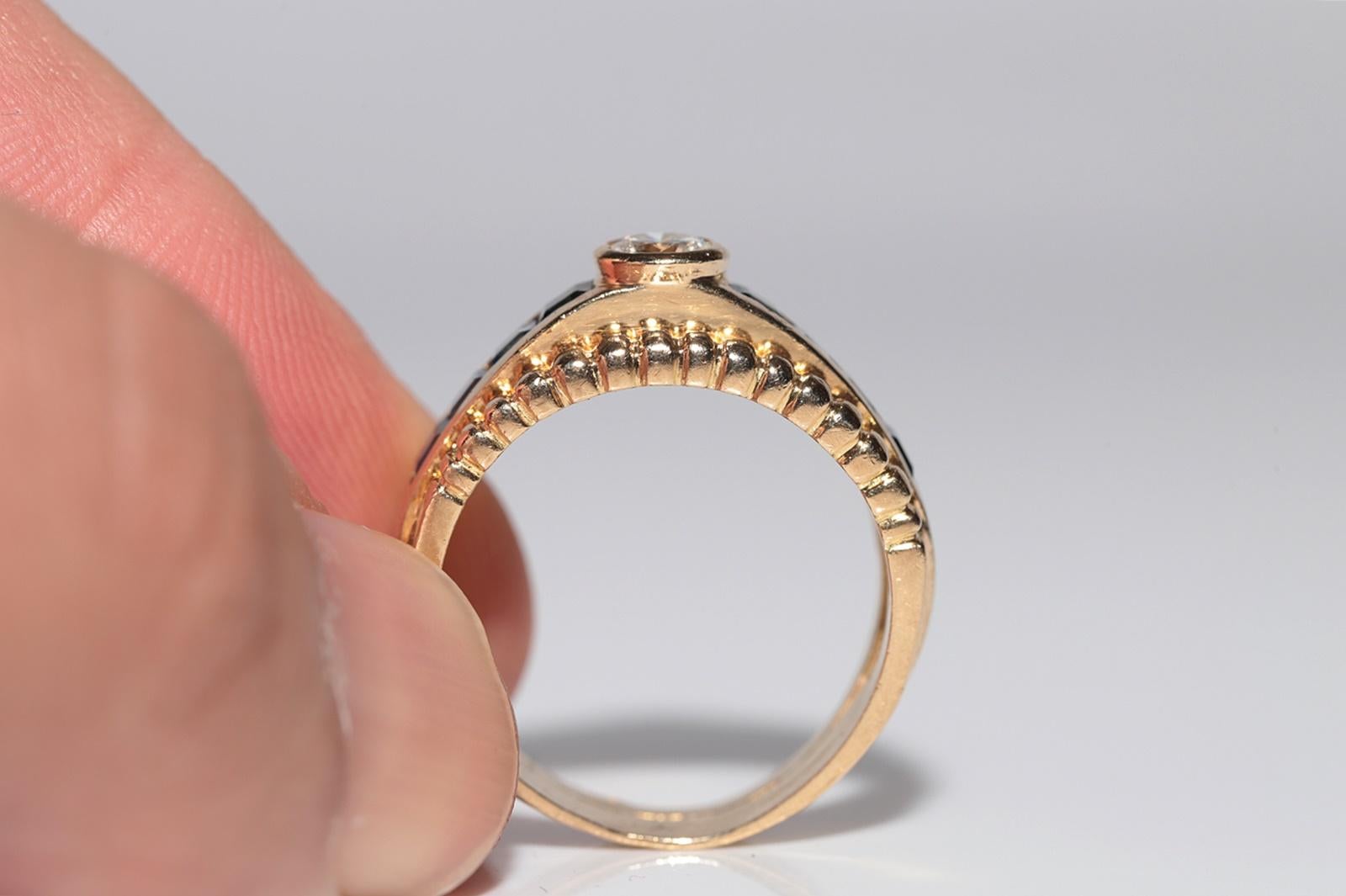Women's Vintage Circa 1980s 18k Gold Natural Diamond And Caliber Cut Sapphire Ring For Sale