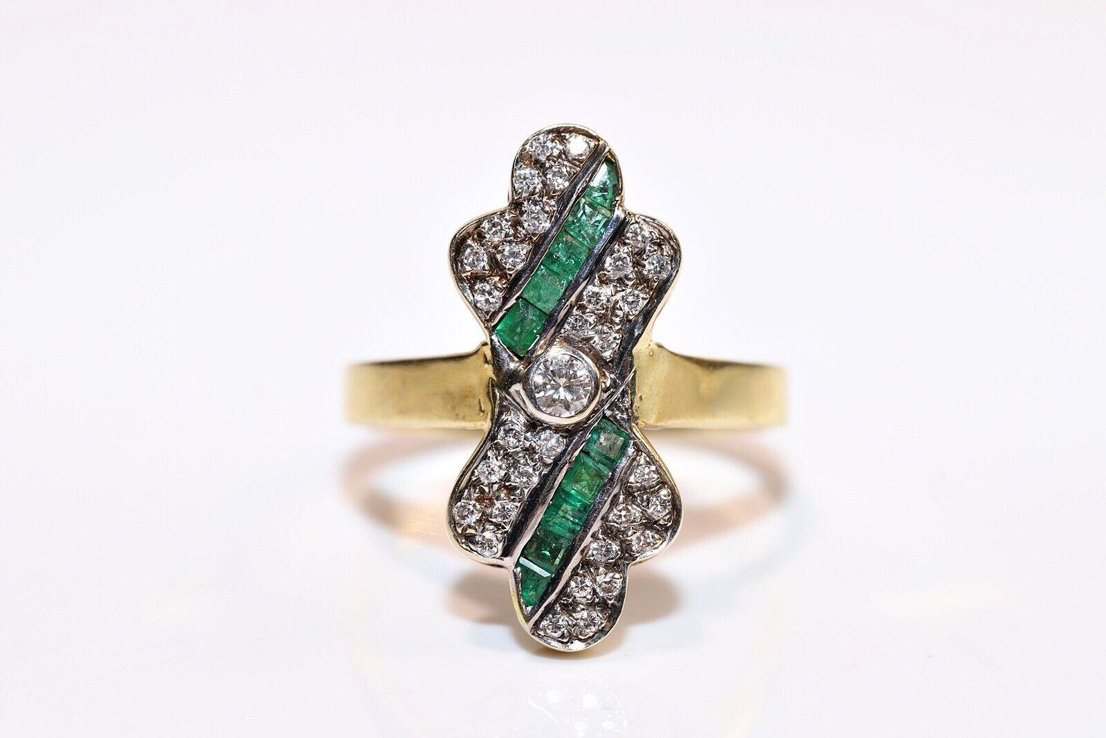 In very good condition.
Total weight is 6.8 grams.
Totally diamond is 0.35 carat.
The diamond is has  G-H color and vs-s1 clarity.
Totally is emerald  0.45 carat.
Ring size is US 7.5 (We offer free resizing)
Box is not included.
We can make any