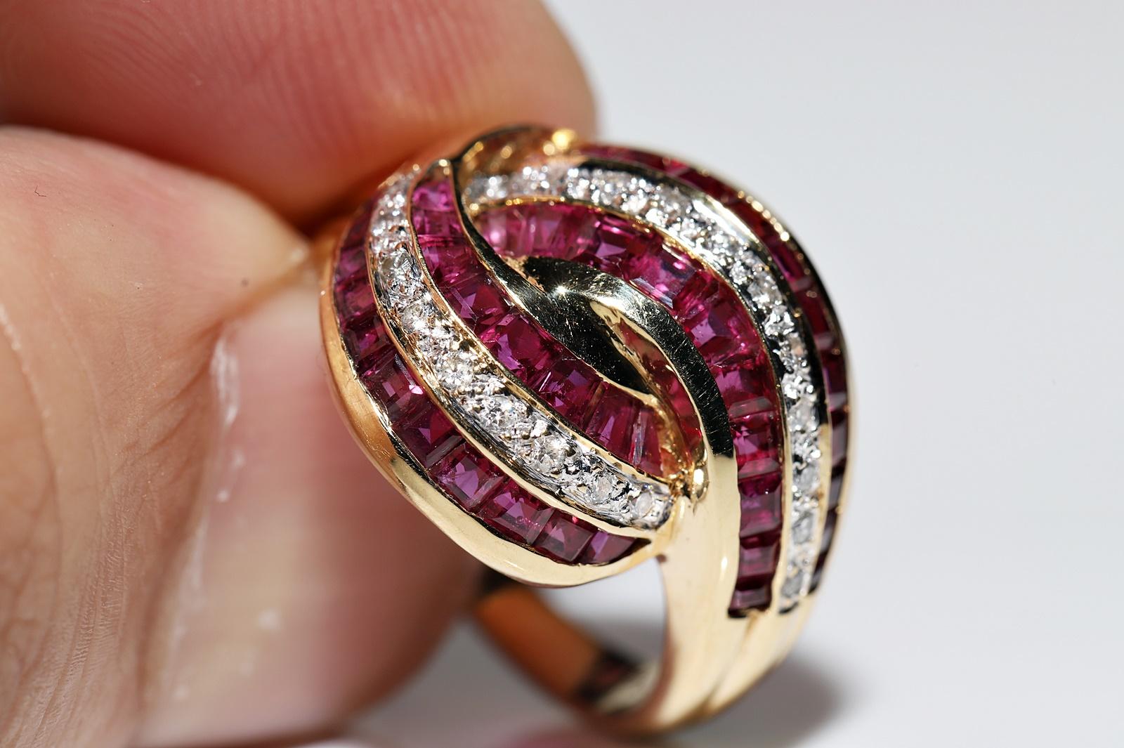 Vintage Circa 1980s 18k Gold Natural Diamond And Caliber Ruby Decorated Ring For Sale 4