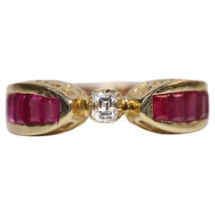Vintage Circa 1980s 18k Gold Natural Diamond And Caliber Ruby Decorated Ring
