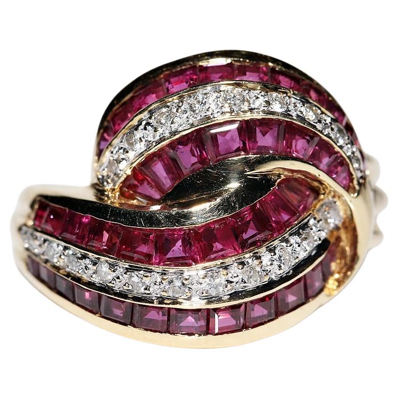 Vintage Circa 1980er Jahre 18k Gold Natürlicher Diamant und Kaliber Rubin Dekorierter Ring