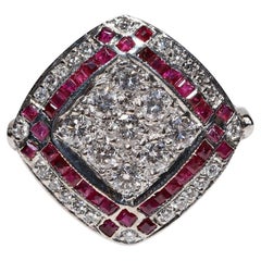 Vintage Circa 1980s 18k Gold Natural Diamond And Caliber Ruby Decorated Ring 