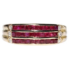 Vintage Circa 1980s 18k Gold Natural Diamond And Caliber Ruby Decorated Ring