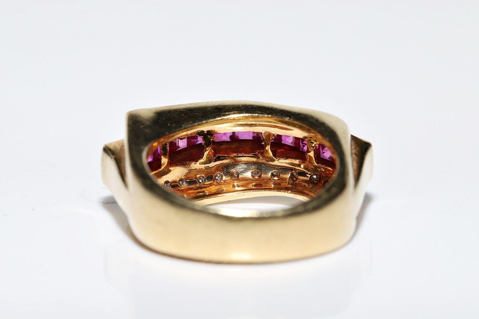 Retro Vintage Circa 1980s 18k Gold Natural Diamond And Caliber Ruby Tank Ring  For Sale
