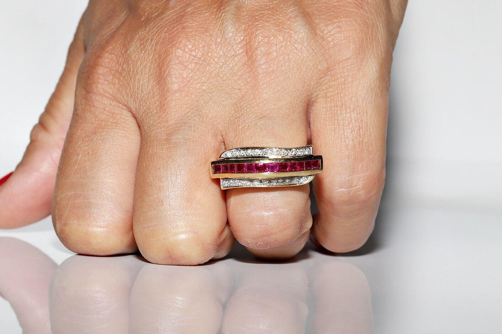 Women's or Men's Vintage Circa 1980s 18k Gold Natural Diamond And Caliber Ruby Tank Ring  For Sale