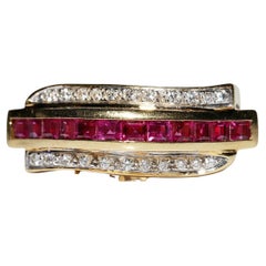 Vintage Circa 1980s 18k Gold Natural Diamond And Caliber Ruby Tank Ring 