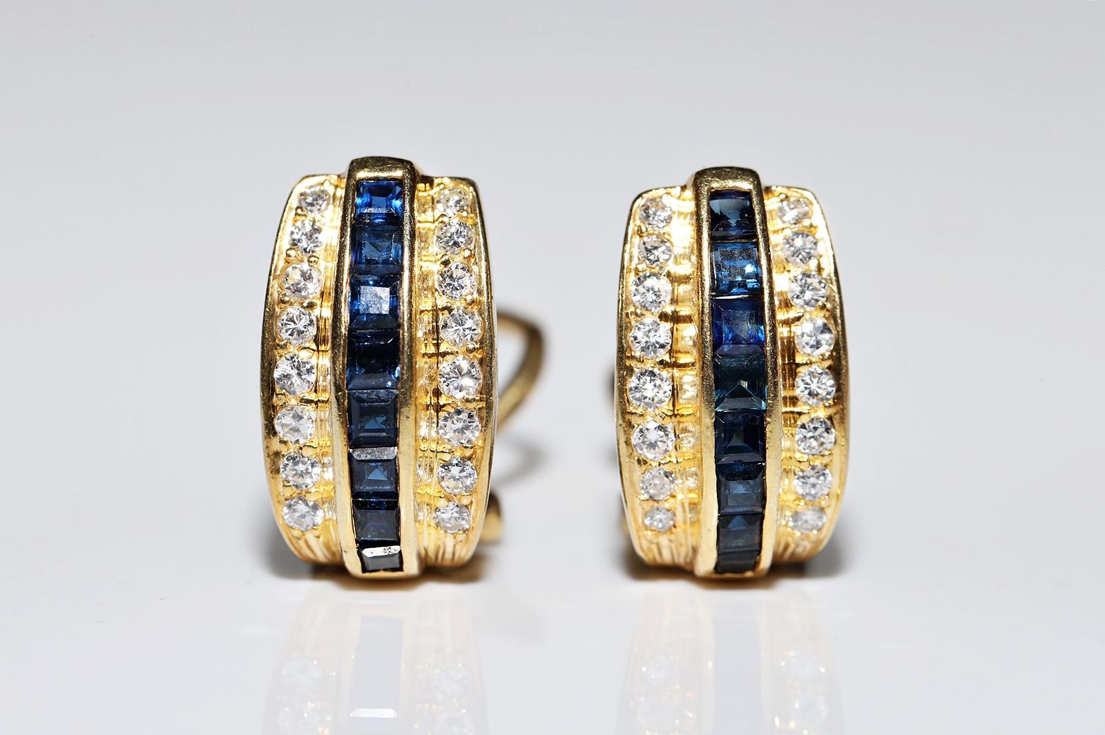 En muy buen estado.
El peso total es de 8,9 gramos.
Totalmente es diamante 0,90 ct.
El diamante es de color F-G y claridad vvs-vs.
Totalmente es zafiro 0,85 ct.
La caja no está incluida.
Ponte en contacto para cualquier pregunta.