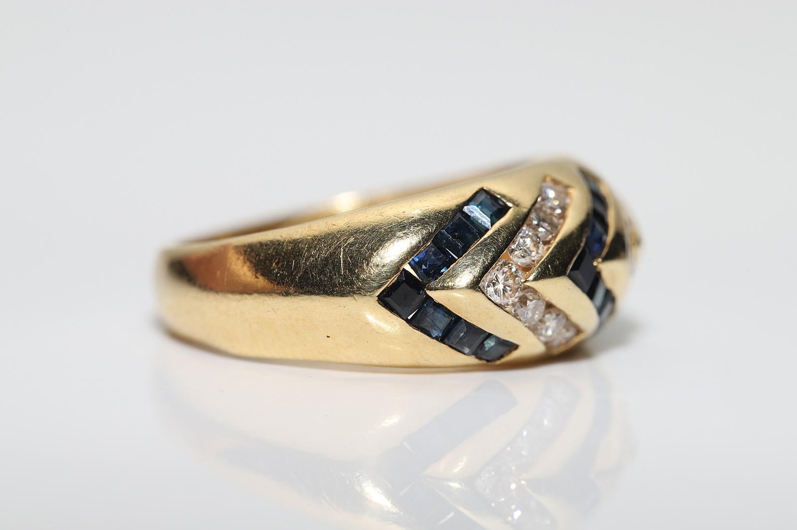 Vintage Circa 1980s 18k Gold Natural Diamond And Caliber Sapphire Ring  In Good Condition For Sale In Fatih/İstanbul, 34