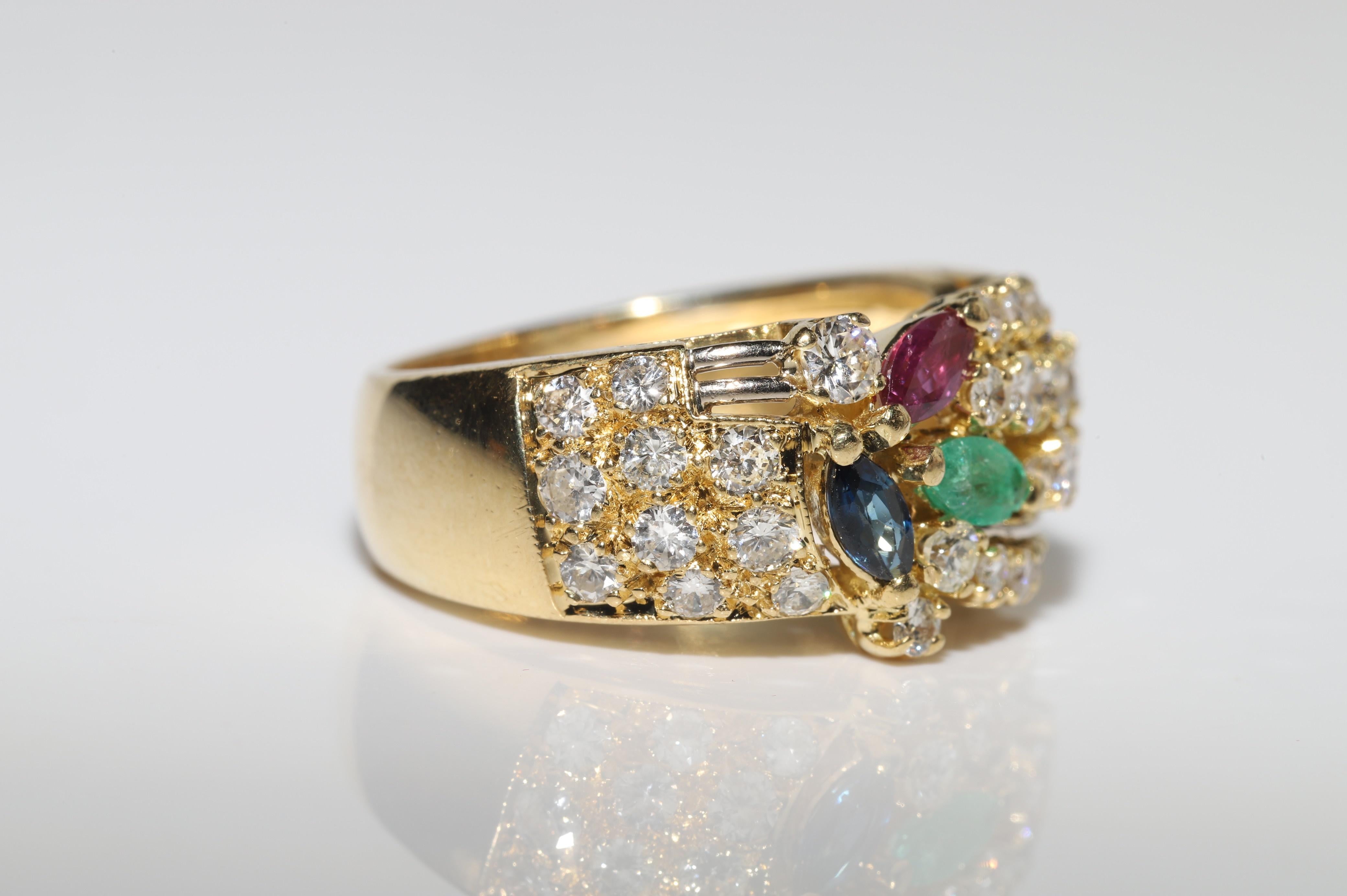 Vintage Circa 1980er Jahre 18k Gold Natürlicher Diamant und Smaragd und Rubin Saphir Ring im Zustand „Gut“ im Angebot in Fatih/İstanbul, 34