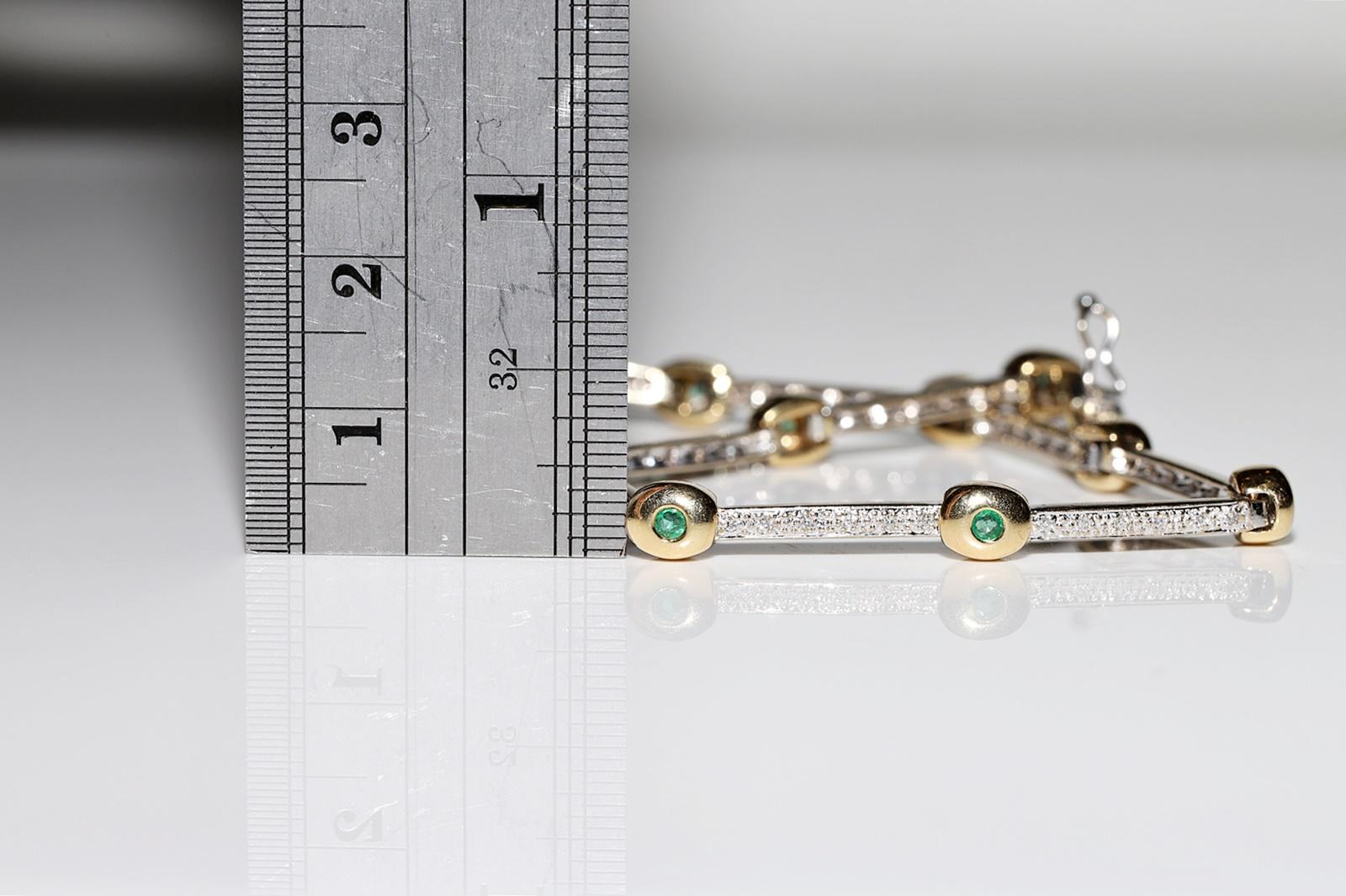 Vintage Circa 1980s 18k Gold Natural Diamond And Emerald Decorated Bracelet  For Sale 11