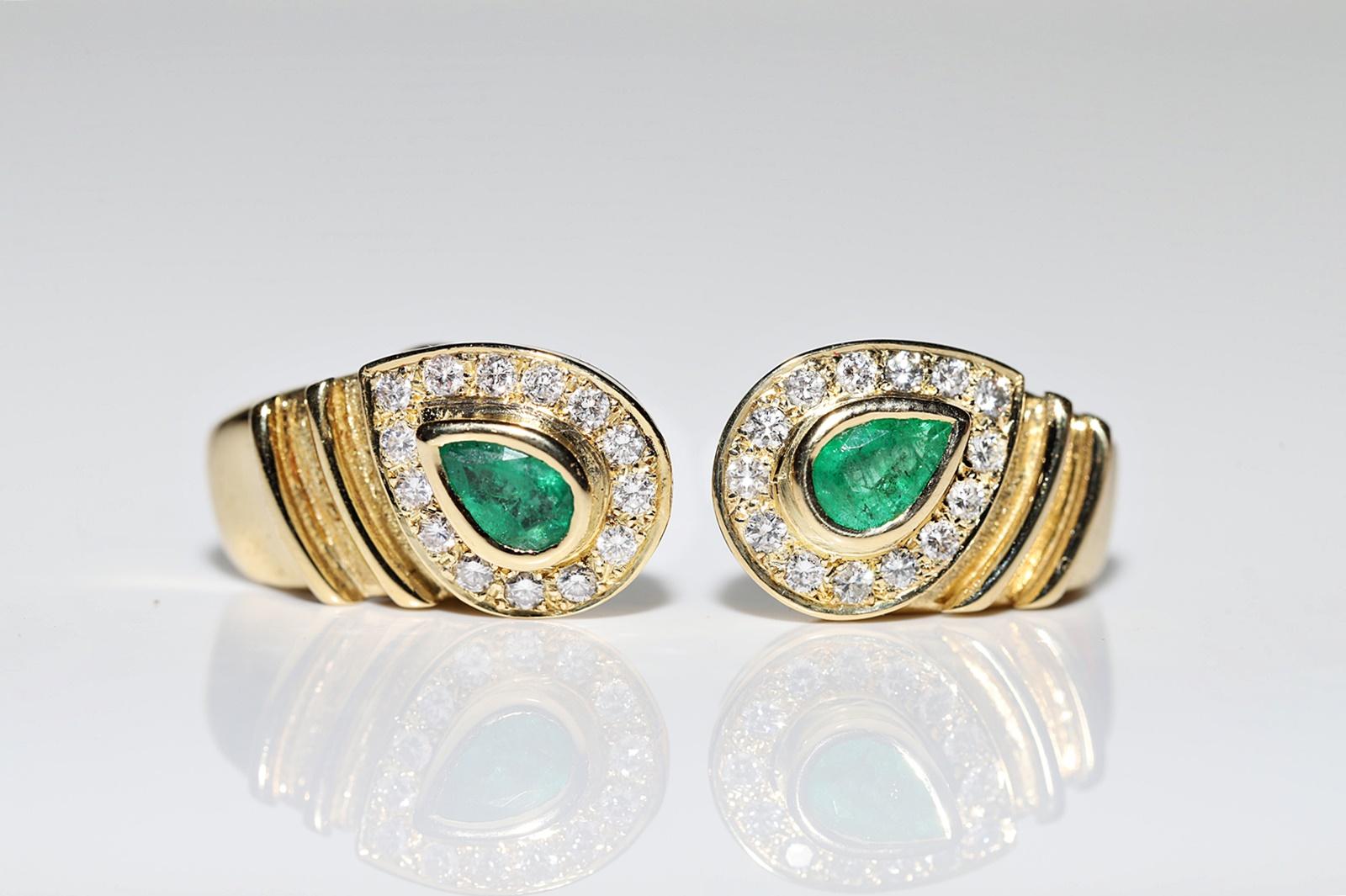 Retro Vintage Circa 1980s 18k Gold Natural Diamond And Emerald Decorated Earring For Sale