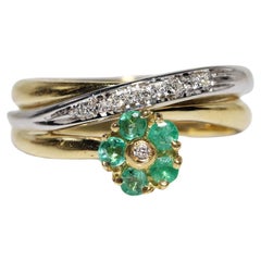 Vintage Circa 1980s 18k Gold Natural Diamond And Emerald Decorated Ring