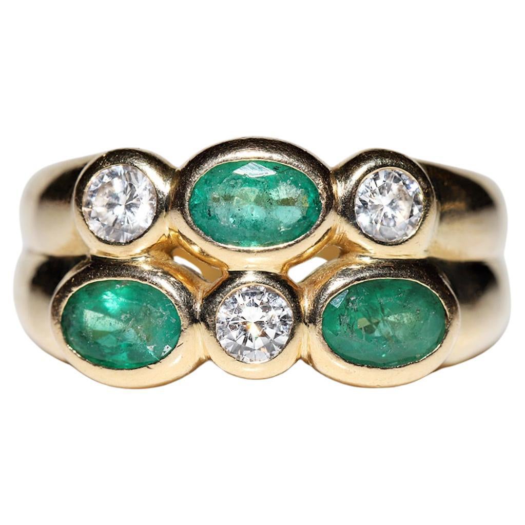 Vintage Circa 1980s 18k Gold Natural Diamond And Emerald Decorated Ring