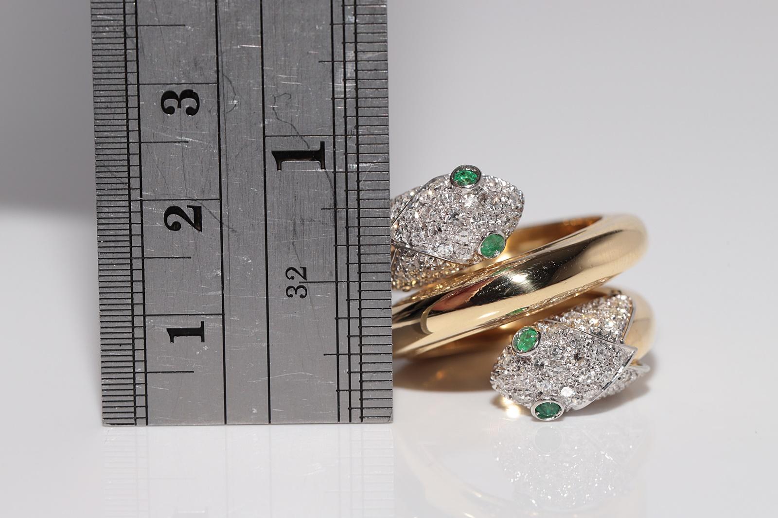 Vintage Circa 1980er Jahre 18k Gold Natürlicher Diamant und Smaragd Fischkopf-Ring im Fischkopf-Stil im Angebot 6