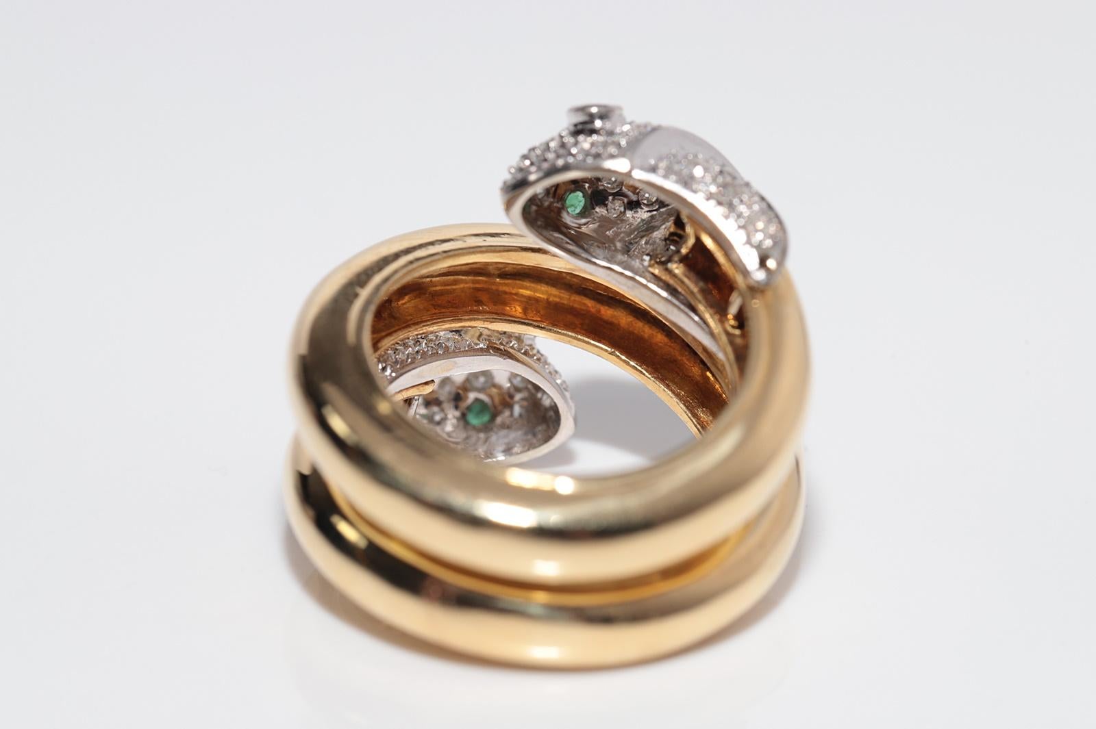 Vintage Circa 1980er Jahre 18k Gold Natürlicher Diamant und Smaragd Fischkopf-Ring im Fischkopf-Stil im Angebot 3