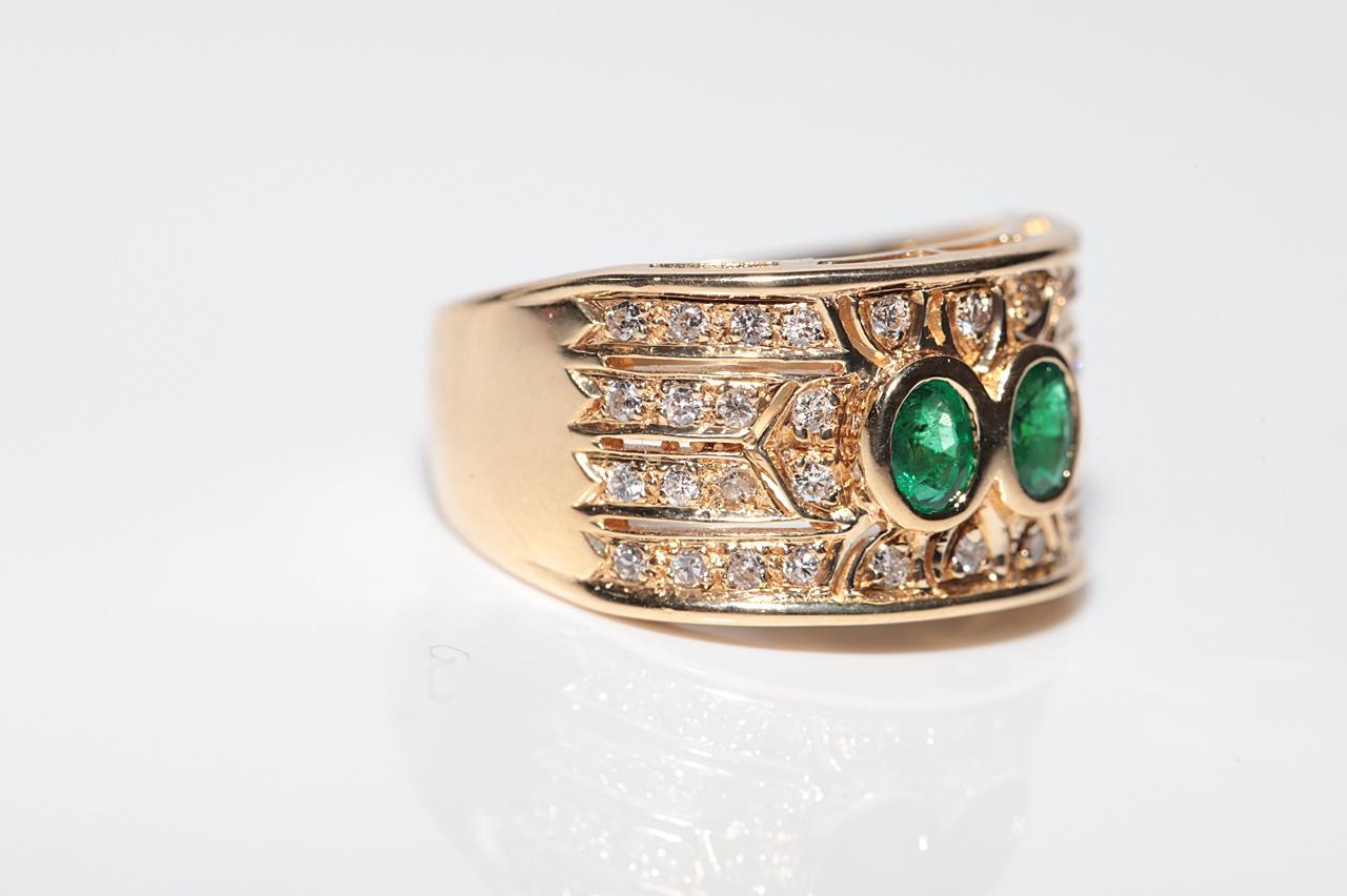Single Cut Vintage Circa 1980s 18k Gold Natural Diamond And Emerald Ring For Sale