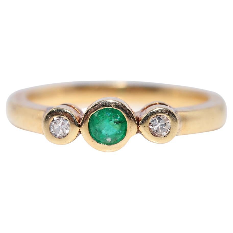 Vintage Circa 1980s 18k Gold Natural Diamond And Emerald Ring