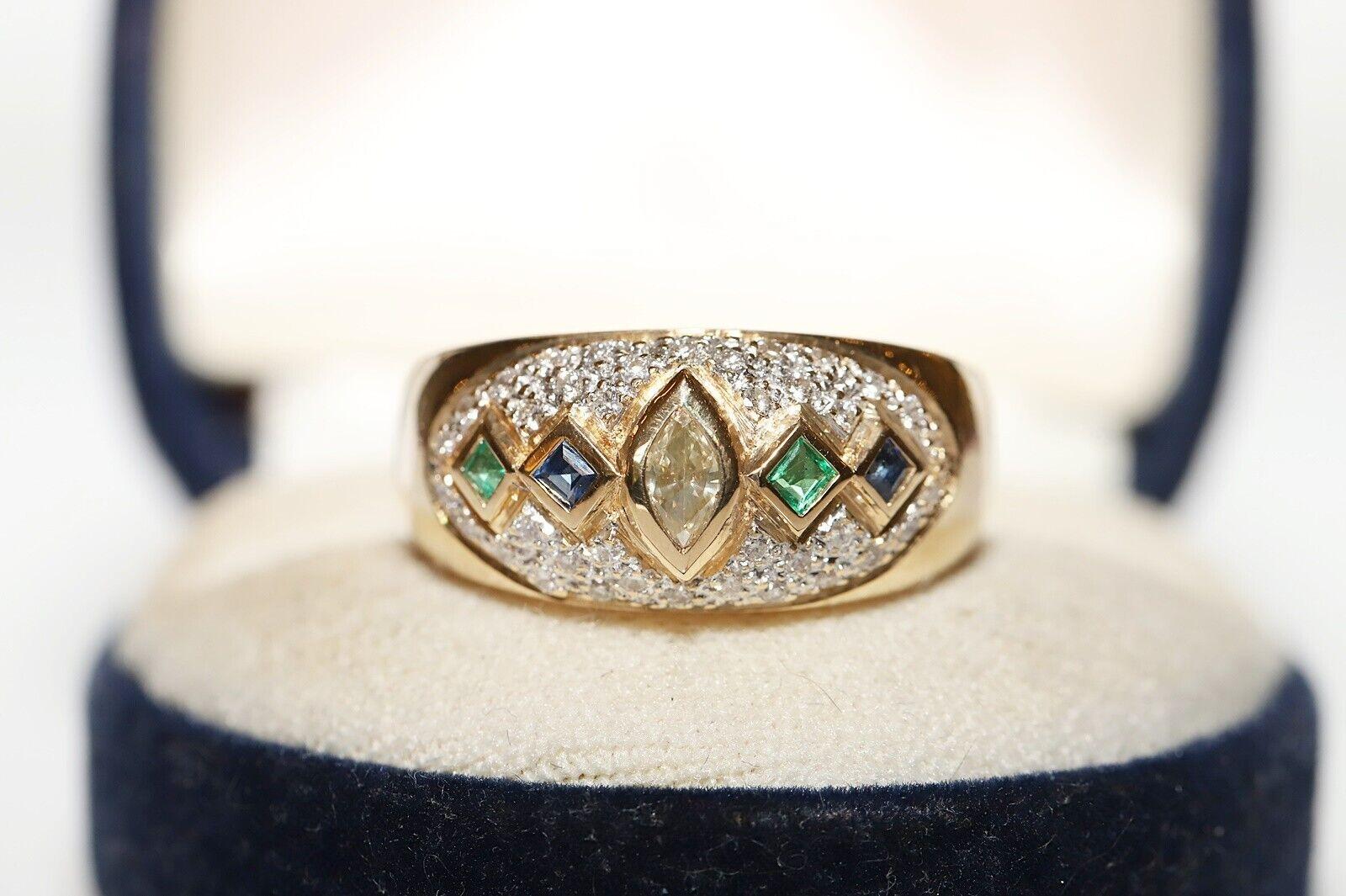 Vintage Circa 1980s 18k Gold Natural Diamond And Emerald Sapphire Decorated Ring For Sale 6
