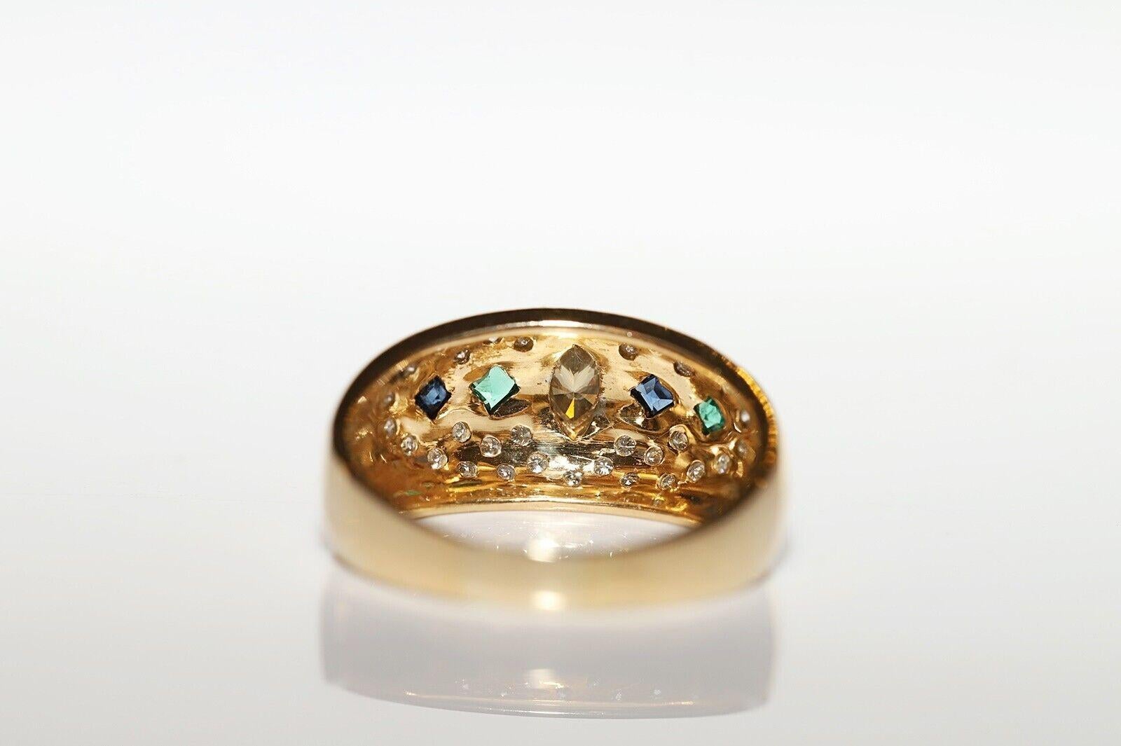 Women's Vintage Circa 1980s 18k Gold Natural Diamond And Emerald Sapphire Decorated Ring For Sale