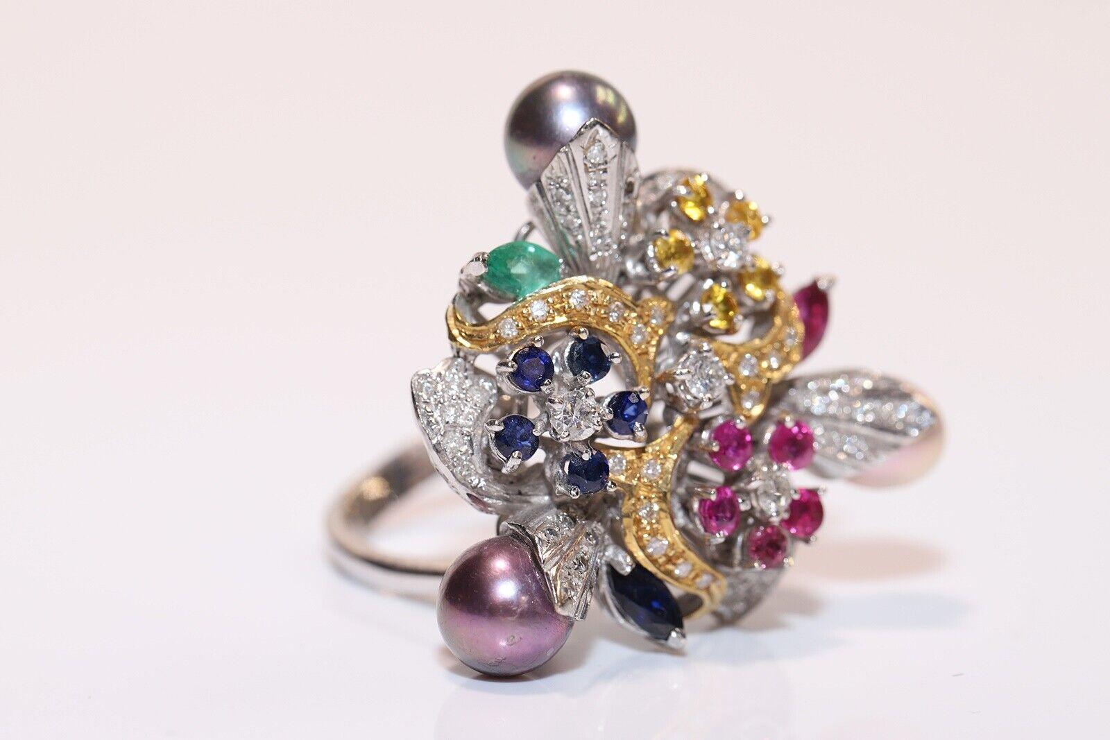 Vintage Circa 1980s 18k Gold Natural Diamond And Emerald Sapphire Ruby Ring For Sale 1