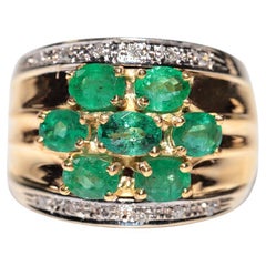 Vintage Circa 1980s 18k Gold Natural Diamond And Emerlad Ring
